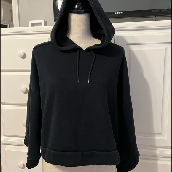 Puma hoodie - Picture 1 of 7
